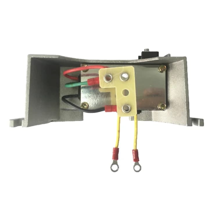 High Quality 8RL3108C Voltage Regulator Compatible Yutong Kinlong Higer Bus Prestolite 150A