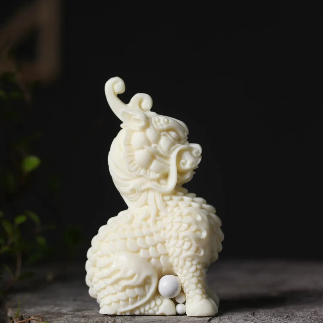 Ivory Nut Carved Horned Kylin Hand Piece Desktop Figurine Wealth Qilin Home Decor Craft Ornament