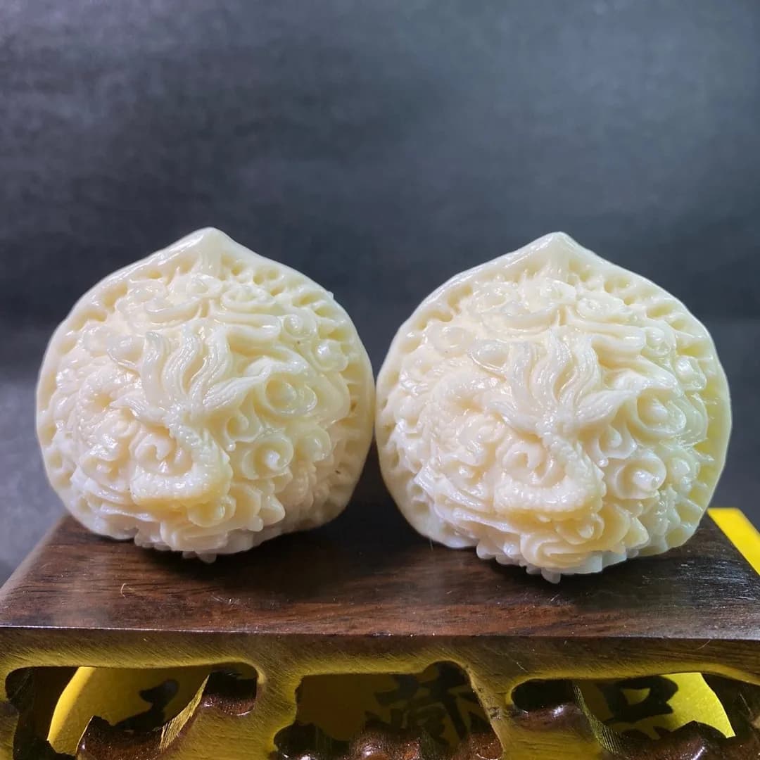 Ivory Nut Powder Compressed Carved Lion Head Health Balls Dragon Walnut Hand Piece Wenwan Palm Toy Stress Relief Hand Decor