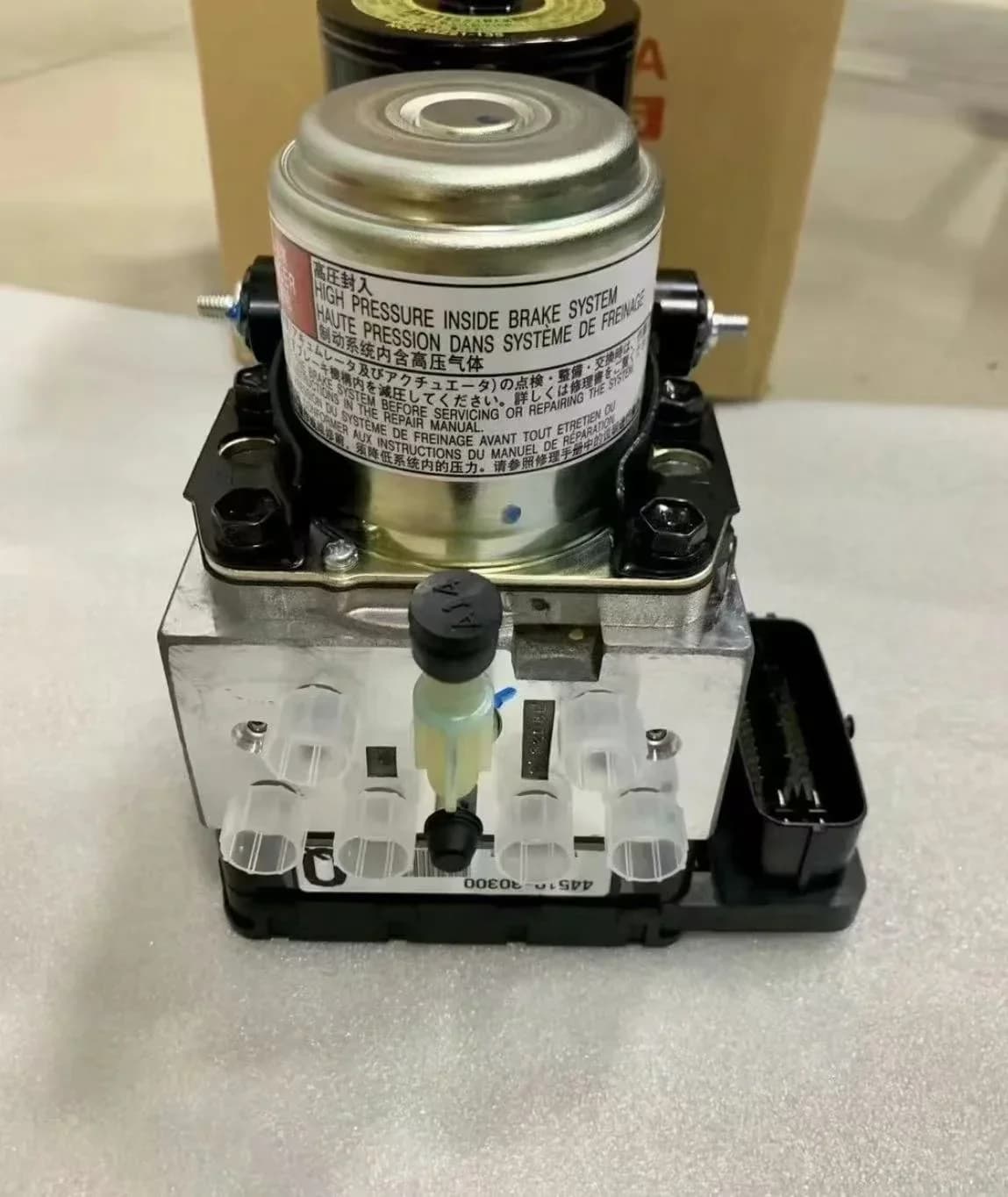 ABS Pump 4451030300 44510-30300 4405030670 44050-30670 Antilock Brake Controller for GS30 GS450H