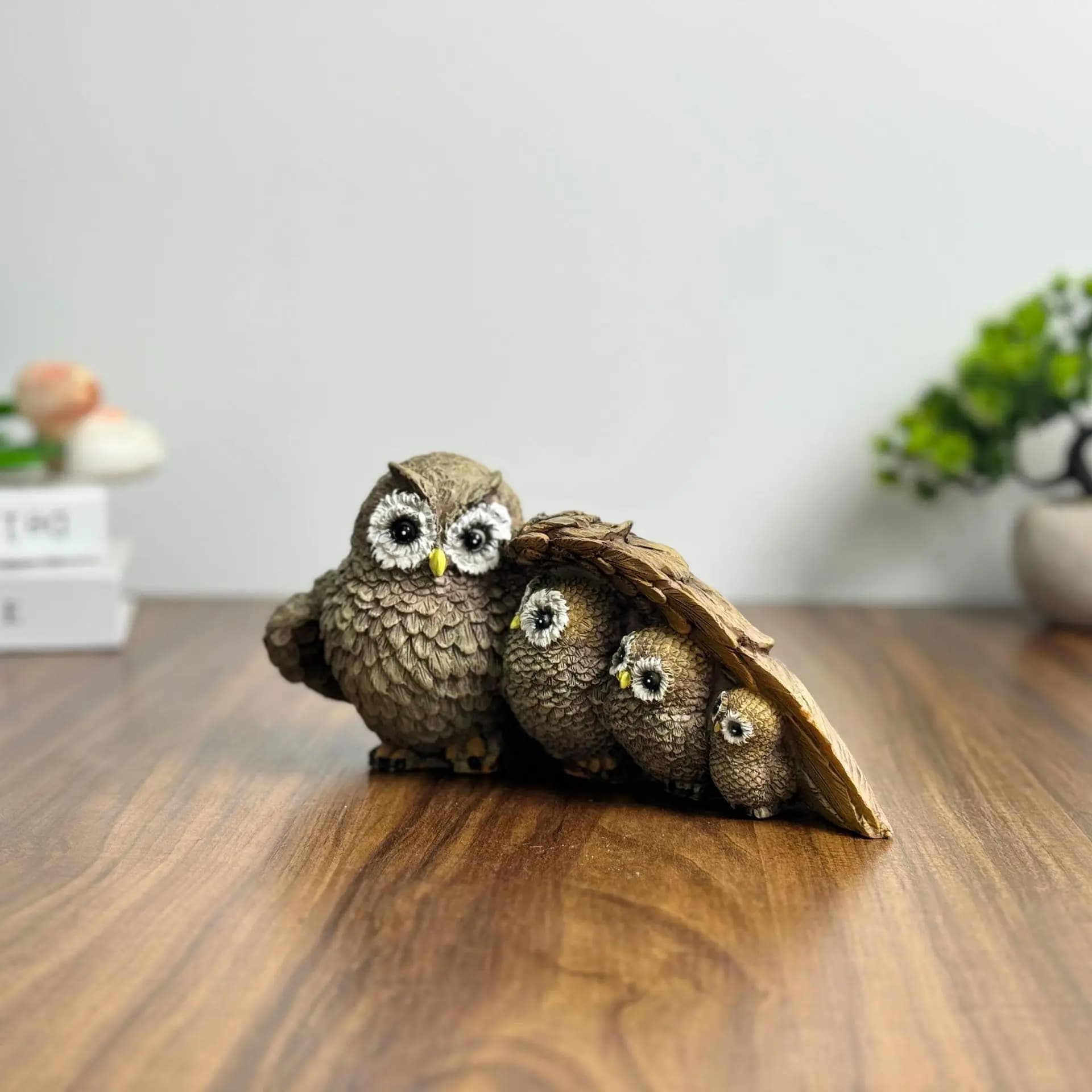 Owl Statue Animal Sculpture Creative Fireplace Ornament Realistic Crafts Garden Decor Decorative Table Shelf Resin Figurine
