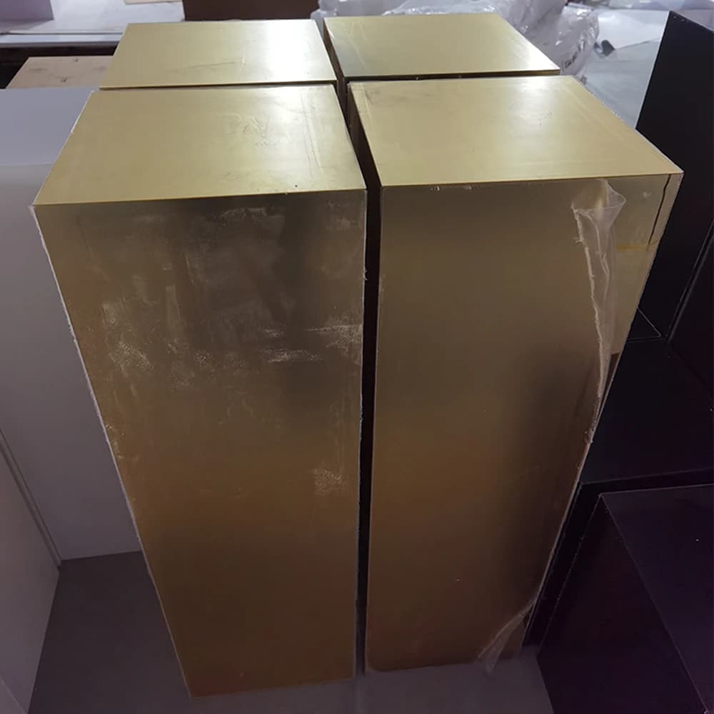 2 Color In Available Golden And White Rectangle Candy Display Plinths For Party Birthday Wedding Decoration