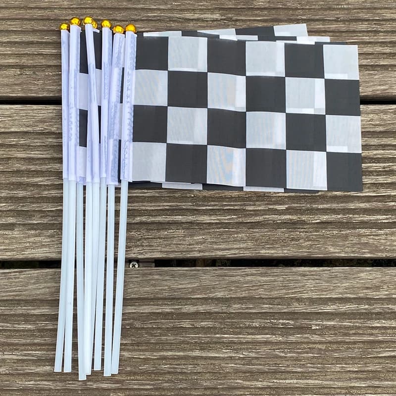 Xvggdg 50pcs/Lot Checkered Race Flag Hand Black and White Chequered Racing Flag Banner Celebration Craft