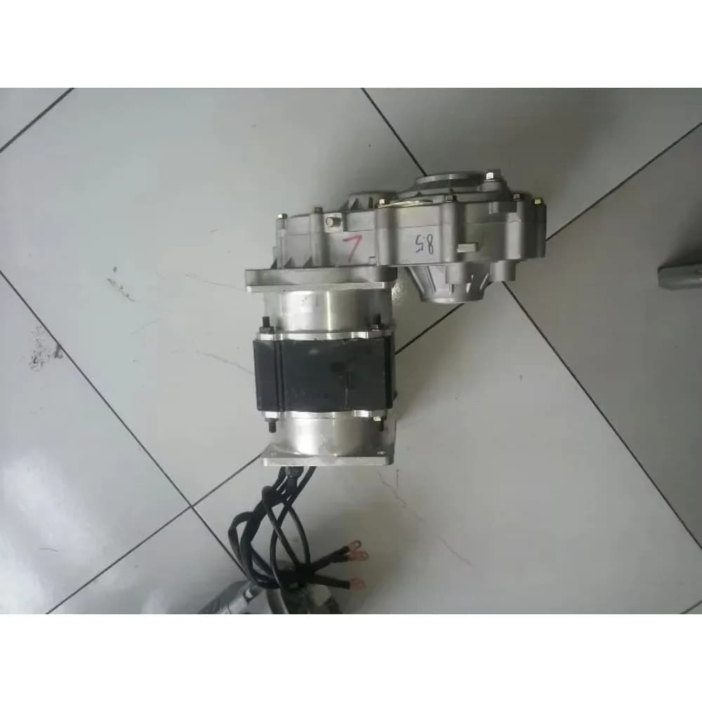 10kW Motor Drive Gearbox Gear Box For CNC Machine Tool Gearbox 10000W Gear Box Gear Train Gearbox For Milling Machine Tool