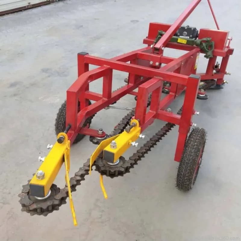 Four-wheeler with peanut harvester Ridge planer, peanut excavator One ridge and two rows of peanut harvester