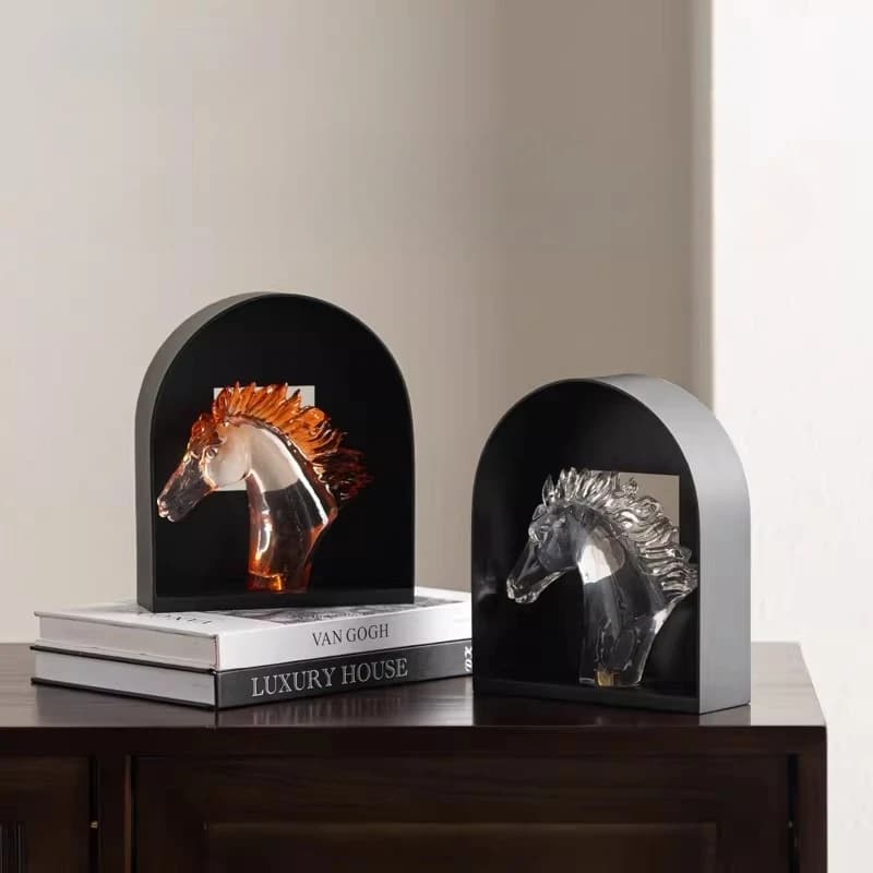 Acrylic Horse Head Statue Success Symbol Resin Sculpture Luxury Home Decor Figurine for Living Room Sideboard Office Ornaments