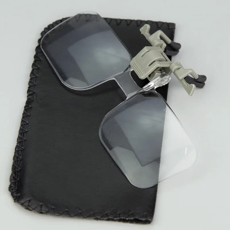 2pcs Clip On Flip Up 2x Magnifying Reading Glasses Spectacles Magnifier Loupe Lenses