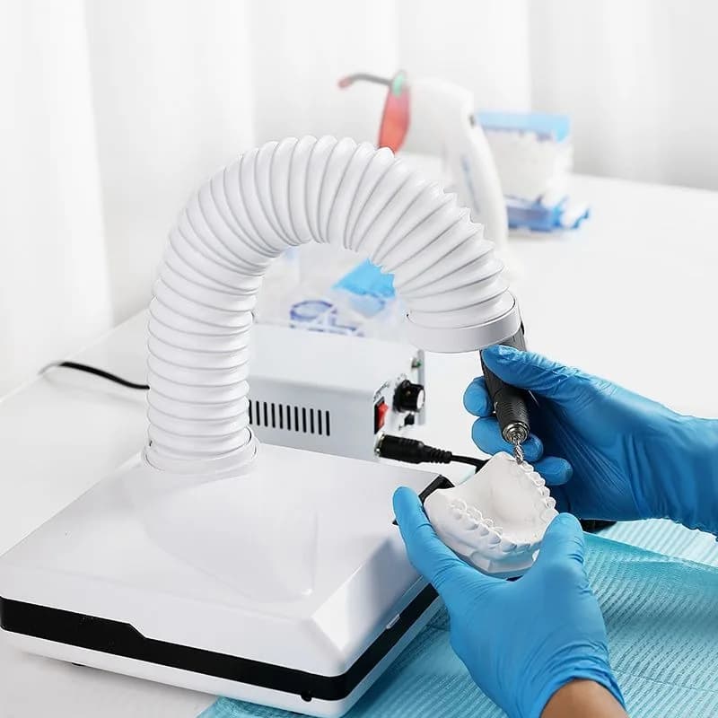 Dental vacuuming machine, technician jade engraving nail polish Wenwan gold glasses mobile phone repair smoker
