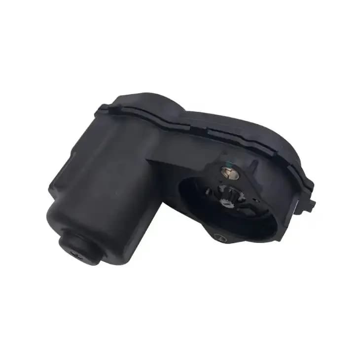 Accessories FactoryStandard installation of engine components, motors, and electronics for automobiles 1729060200