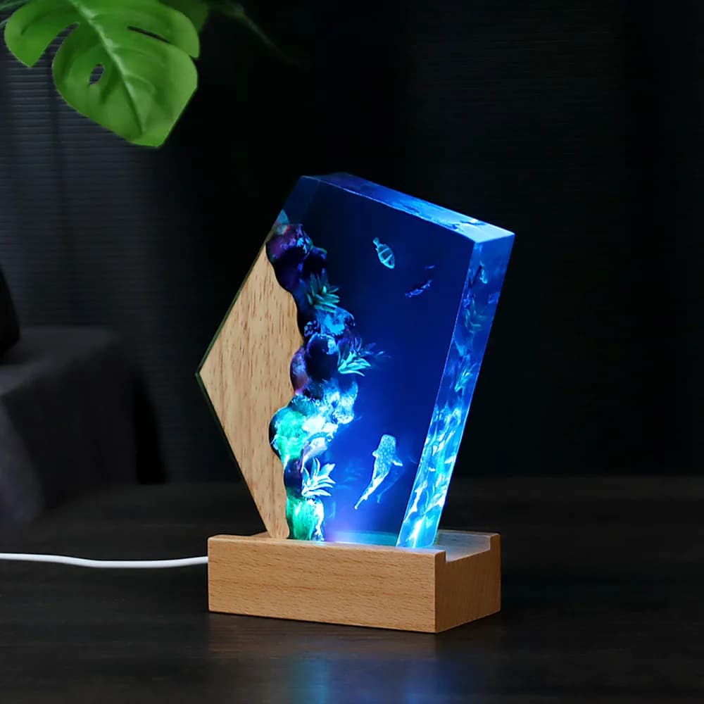 Handcrafted 3D Crystal Ornaments Marine Resin Luminescent Home Decoration Creative Solid Wood Epoxy Resin Handicrafts Gift