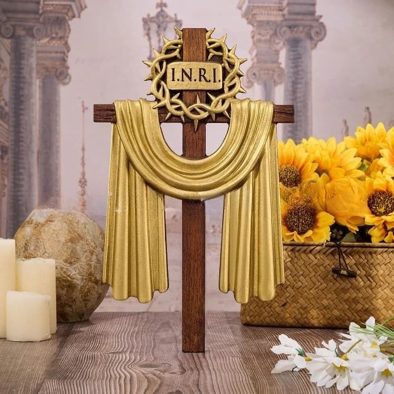 High Quality Thorn Crown and Cross Easter-Themed Beech Wood Carving Home Decor Hanging Ornament