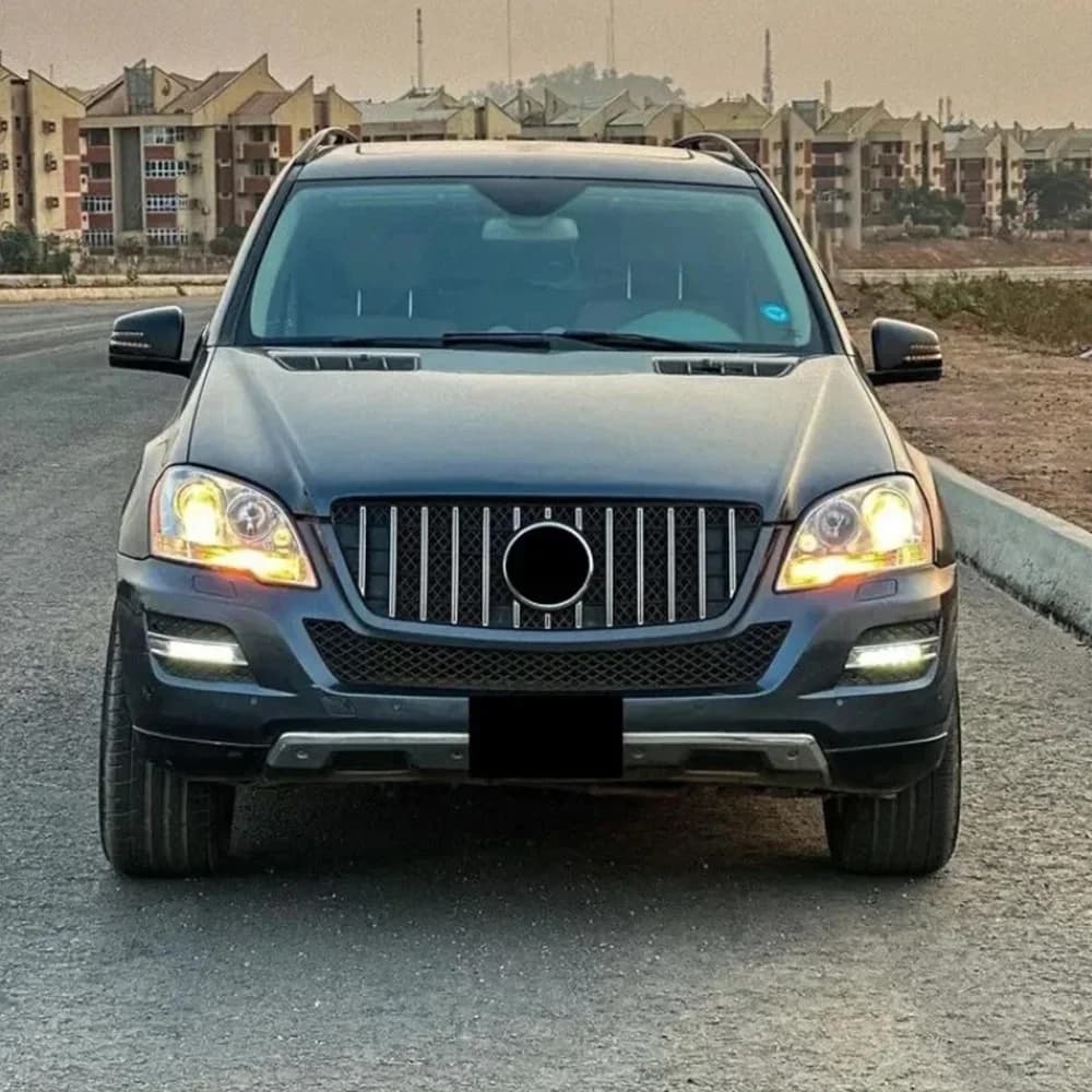 For Mercedes ML W164 Facelift Front Bumper Grille,Diamond Mesh GT Style Intake,Body Kit Modification Parts,2005-2012