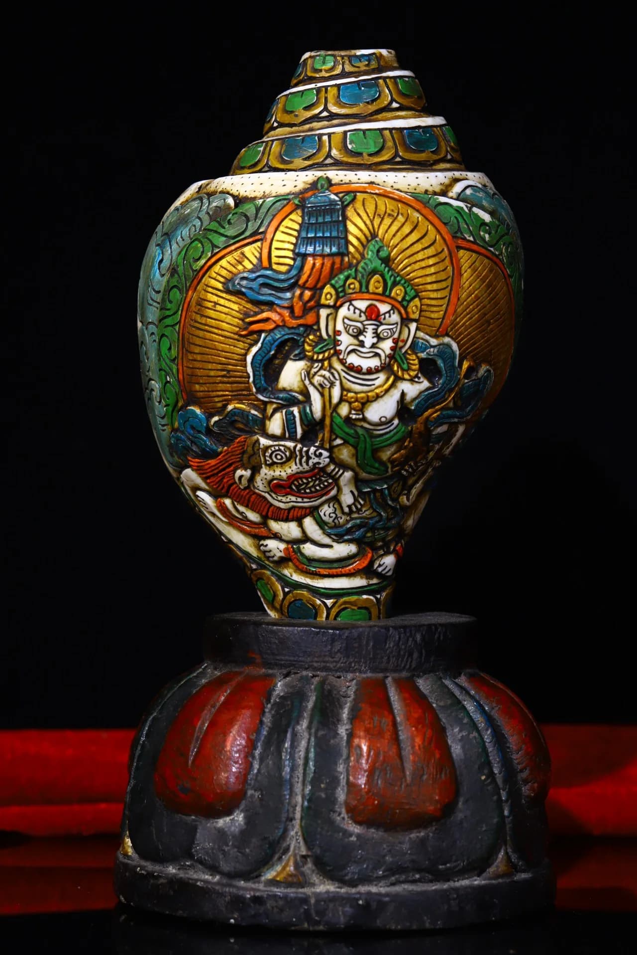 10"Tibetan Temple Collection Old Natural Conch Painted Vaisravana Buddha Conch Amulet Dharam Base Town house Exorcism