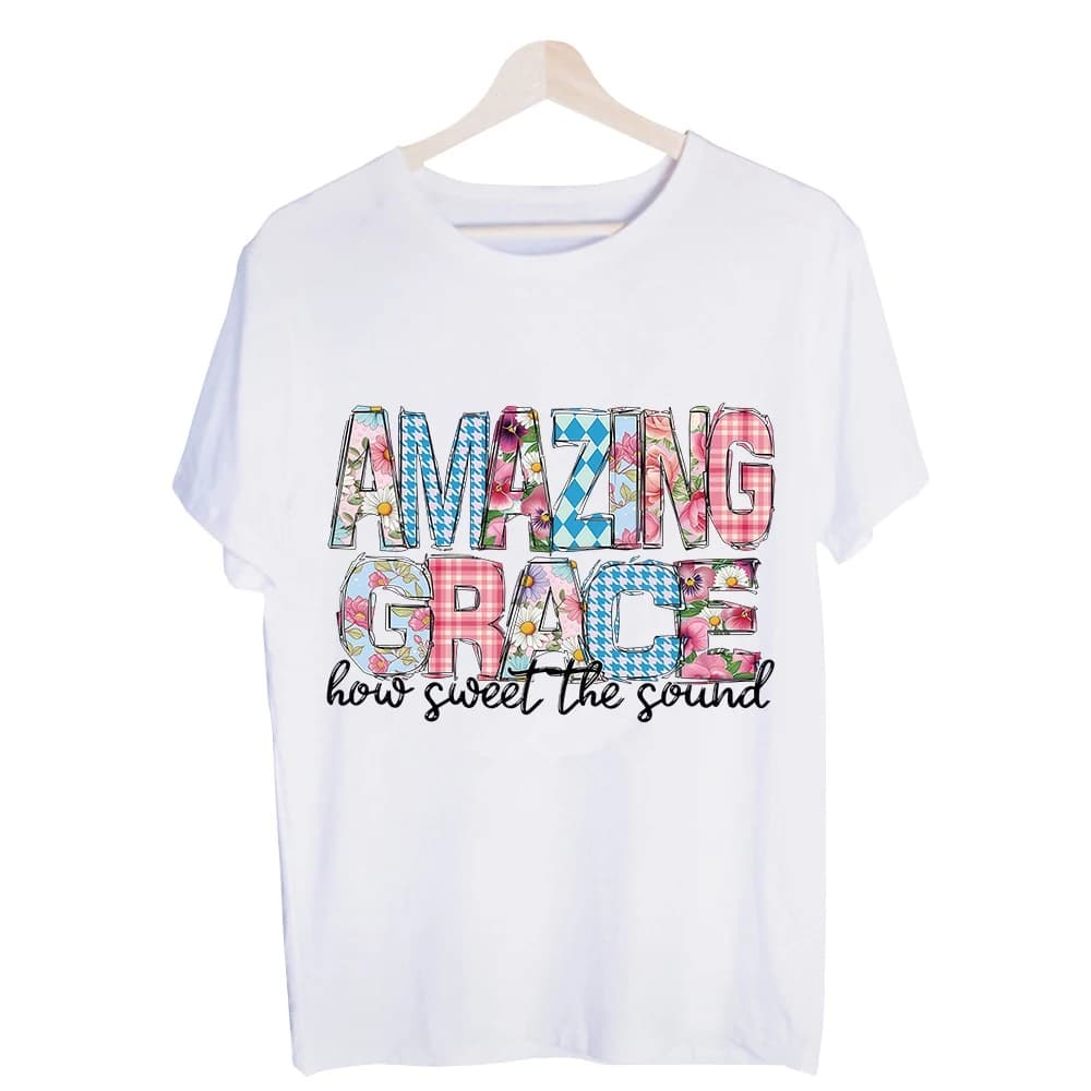 Women's Floral Patchwork Typography Graphic Tee, Short Sleeve Crew Neck Shirt for Casual Daily Wear and Summer Outfits