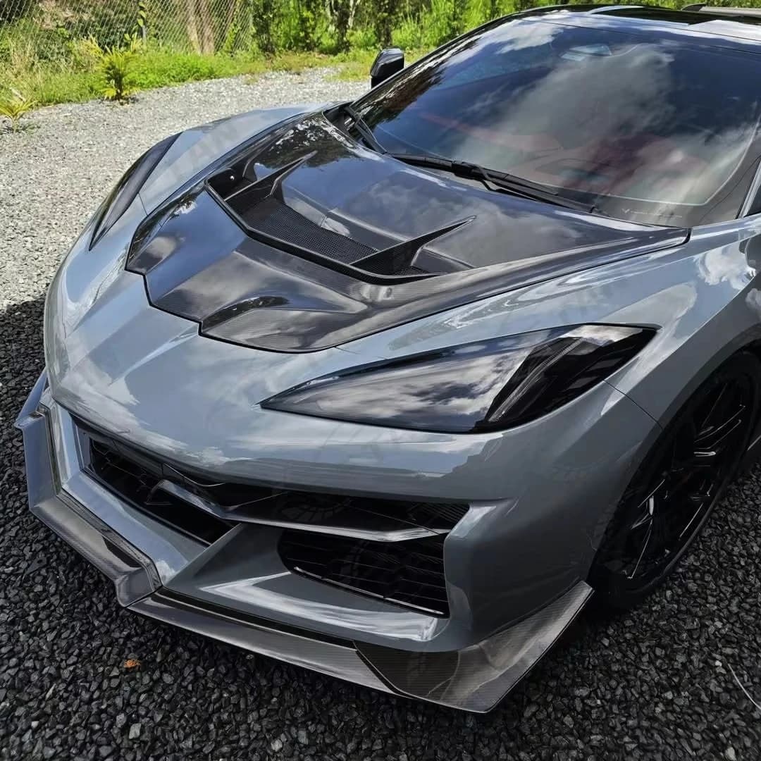 Glossy Black Fiberglass ZR1 V1 Style Front Hood  Upgrade for C8 Corvette Stingray C8 E-ray Z06 Convertible 2019+ Engine Bonnet