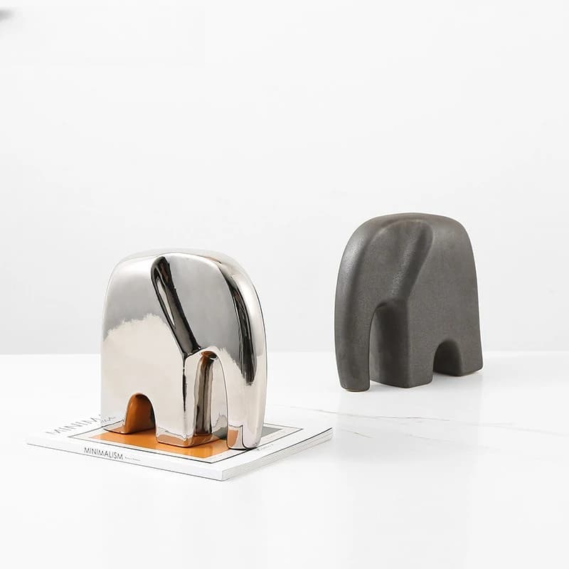 Creative minimalist abstract animal baby elephant ceramic light luxury ornaments, wine cabinet decoration desktop