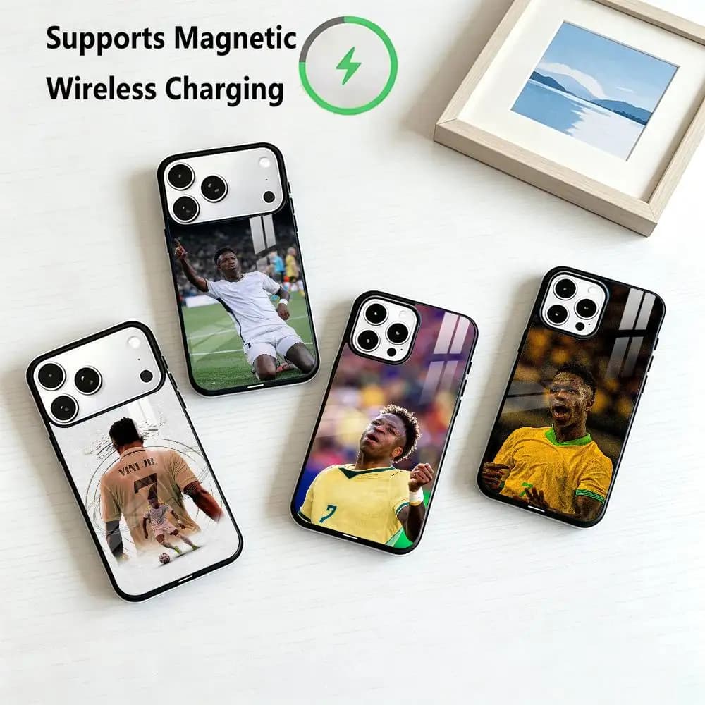 Vinicius-S Junior Football Phone Case For iPhone17,16,15,14,13,12,11 Plus,Pro Compatible with magnetic wireless charging Gift