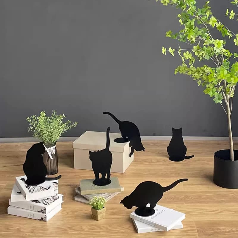 Iron Bookstands Art Books Are Decorated with Cat Books Animals Decoration Accessories Fairy Garden Miniatures Metal Material