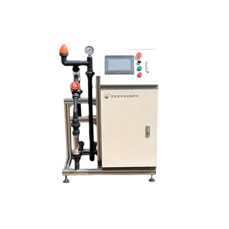 Intelligent single-channel fertilizer applicator, large-area greenhouse field fertilization irrigation