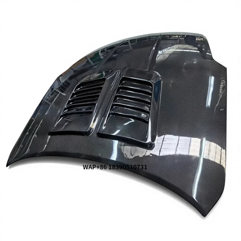 Carbon  Fiber  Hood for N i s -san 350z