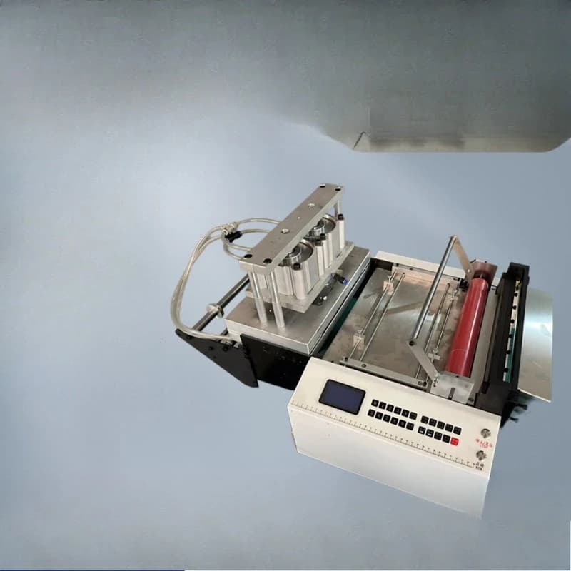 Automatic punching and cutting machine film pvc film non-woven door curtain punching machine pe film slicing machine