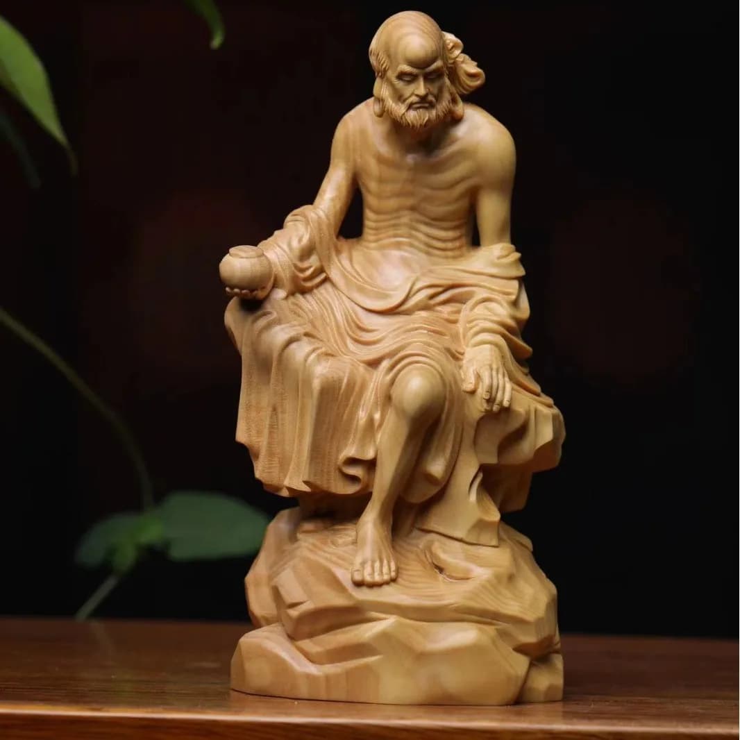 Small leaf boxwood carving enlightenment Dharma grandfather ornament solid wood cultural play home Zen root carving