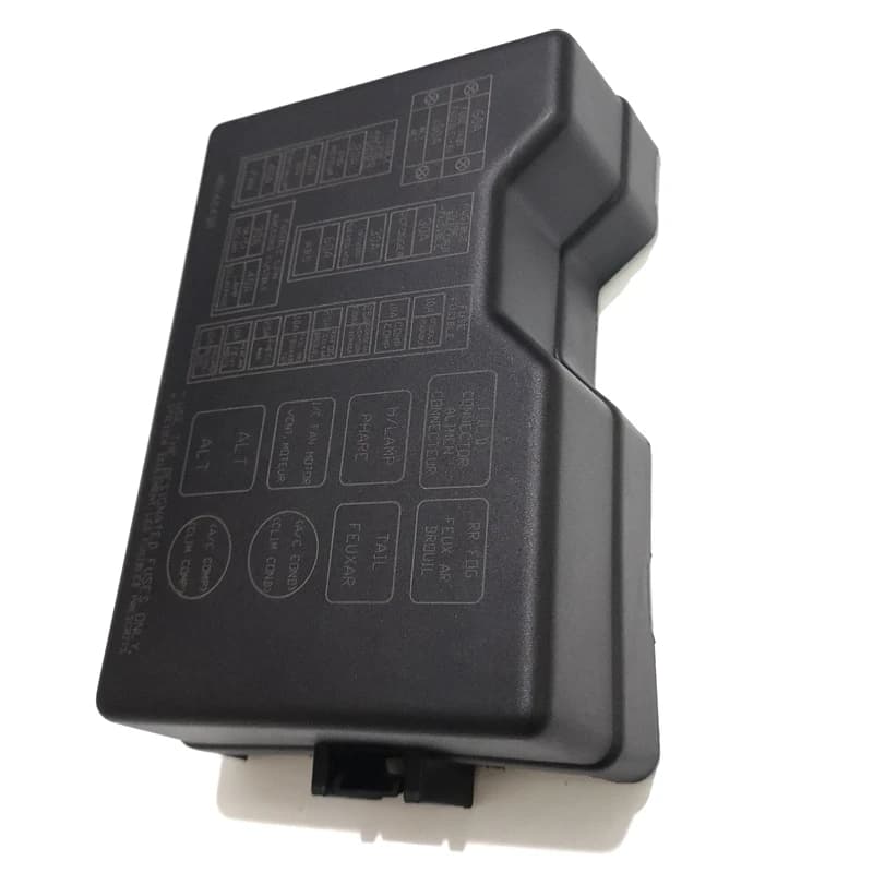 For Mitsubishi Pajero V31 V33 V43 Engine Fuse Box Cover Relay Cover