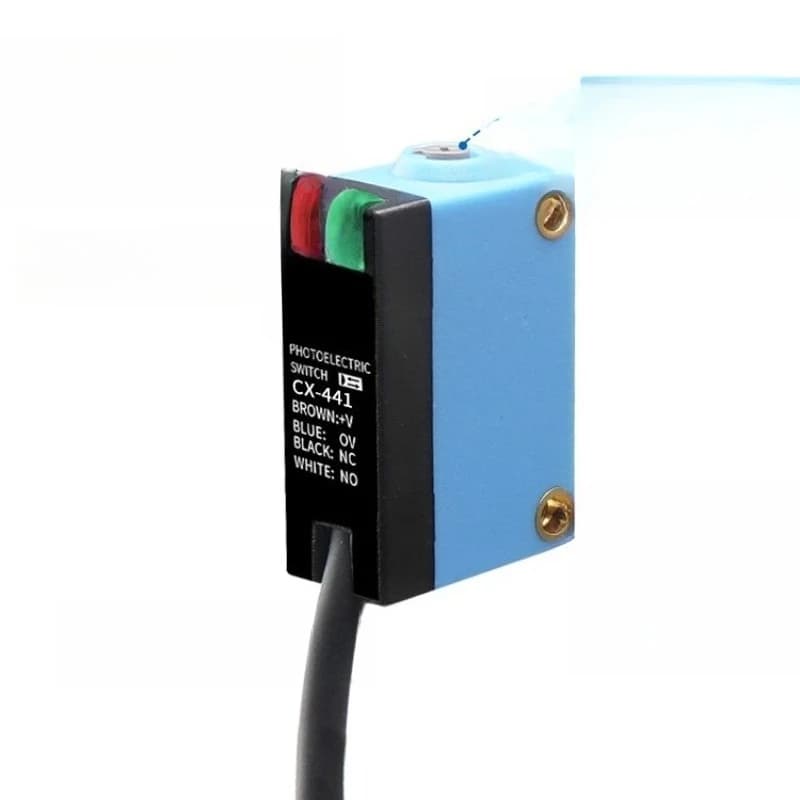 Electrical switch sensor, not affected by the color of the object, normally open and normally closed integrated 24v