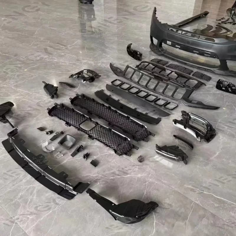 Body Kit with Plastic Bumpers ABS Grille Hood Side Skirts  GRAND CHEROKEE 2014-2022 Change to SRT Model