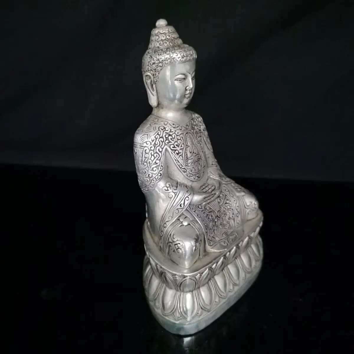 China white copper silver plated Shakyamuni sitting lotus Buddha statue Home ornament