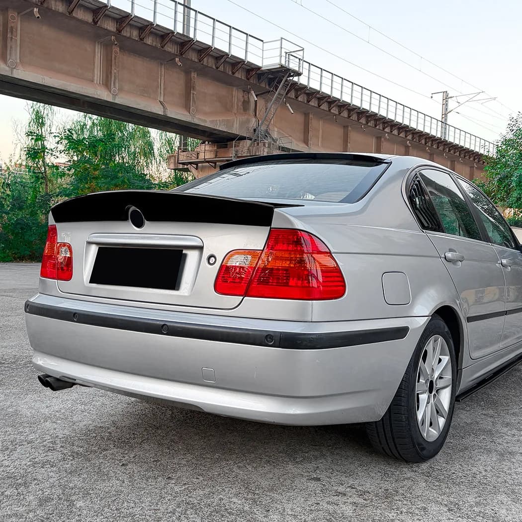 1998-2004 4 Door CSLStyle Rear Trunk Lid Boot Lip Car Black Carbon Spoiler Wings Exterior Accessories For BMW 3 Series E46 M3