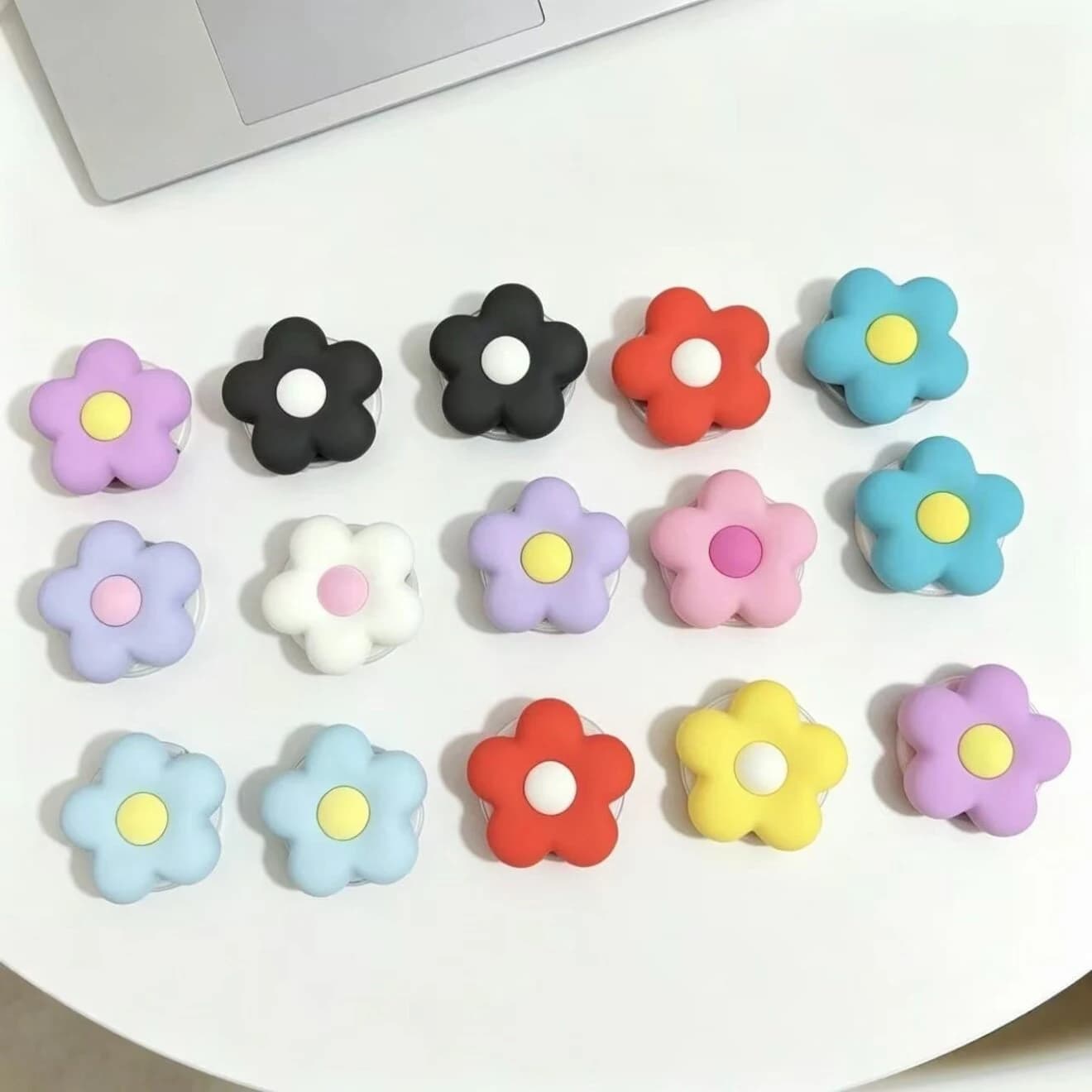 3D Love / Flower Petal Magnetic Phone Grip Stand for IPhone 13 14 15 16 17 Pro Max Case