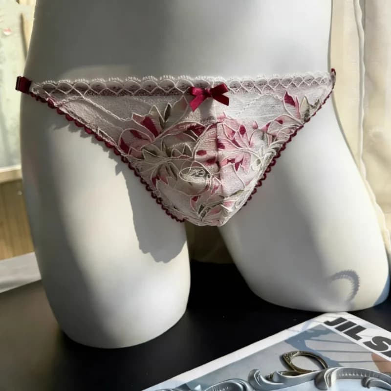 Sexy Lace Low Waist Thong T Briefs Men's Traceless Sweet Comfortable Breathable G String Sissy Private Party Roleplay Costume