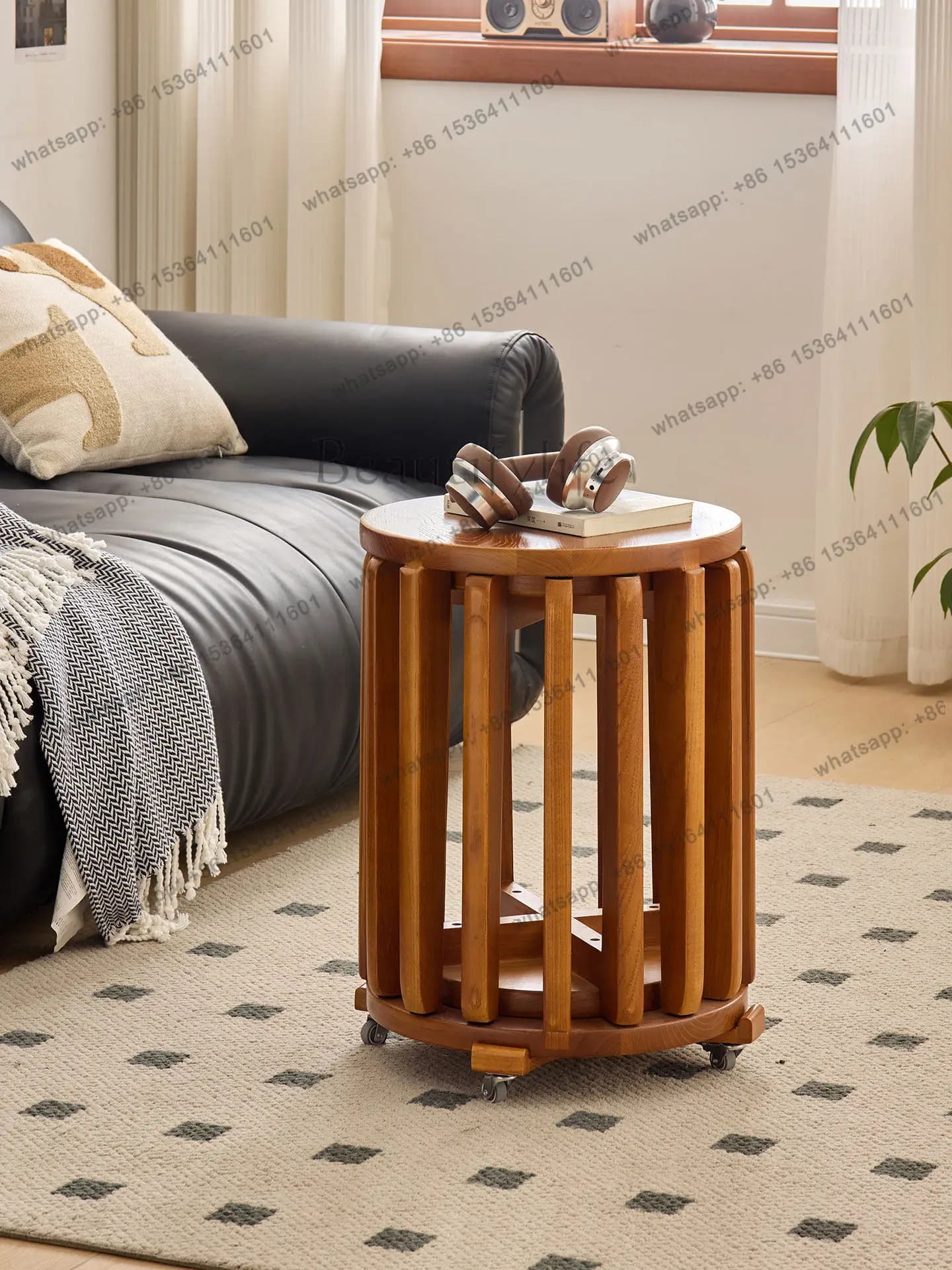 Solid wood stools can be stacked, combined household living room can be moved