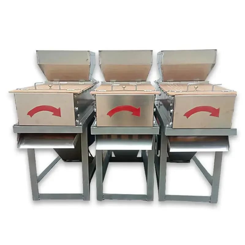 【HOT】Peanut Red Removing Equipment Roasted Peanut Peeling Machine Small Commercial Dry Peanut  Peeling Machine