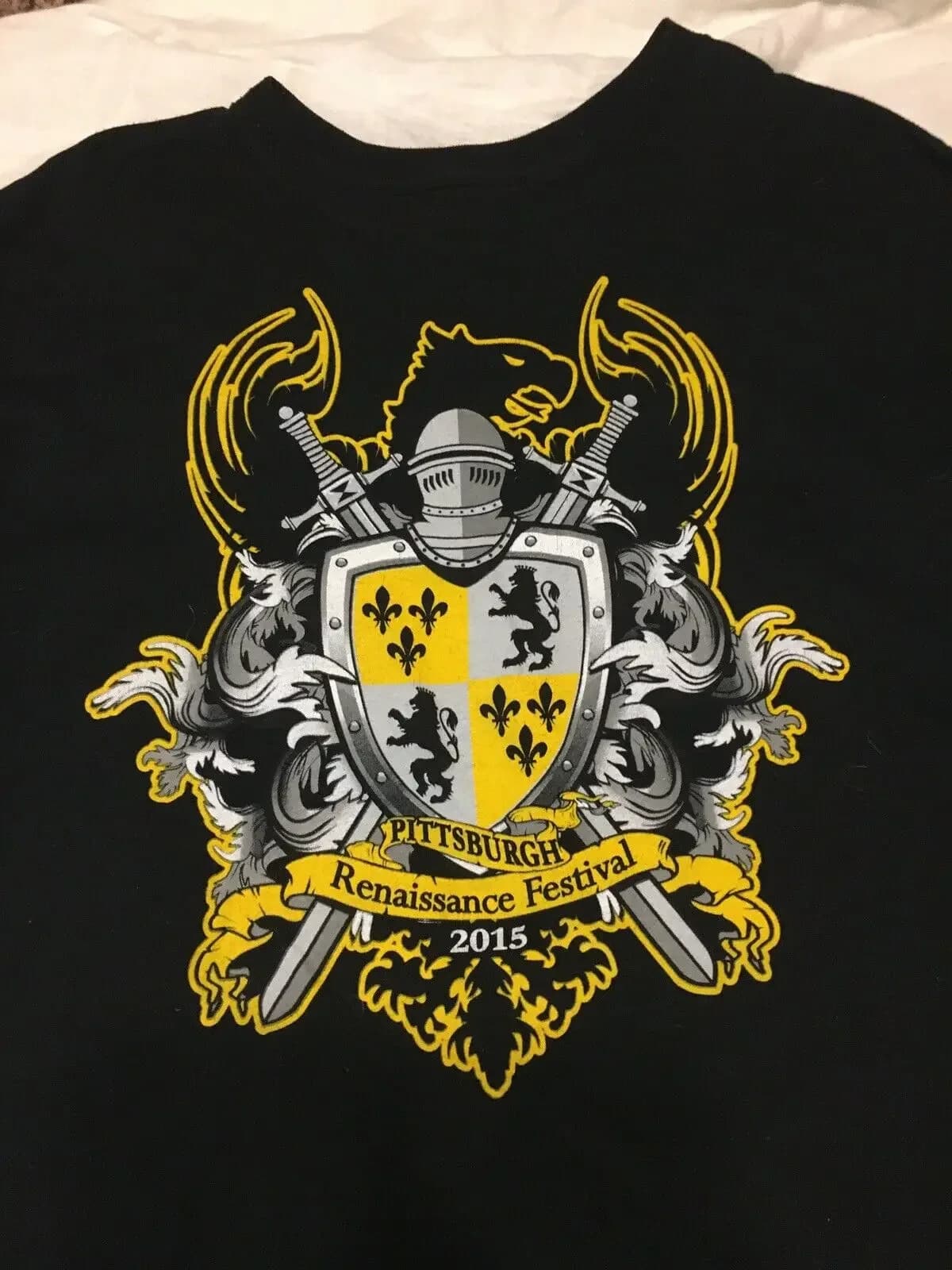 Medieval Knight Joust Coat of Arms. Pittsburgh Renaissance Festival T-Shirt Summer Cotton Short Sleeve O-Neck Mens T Shirt New