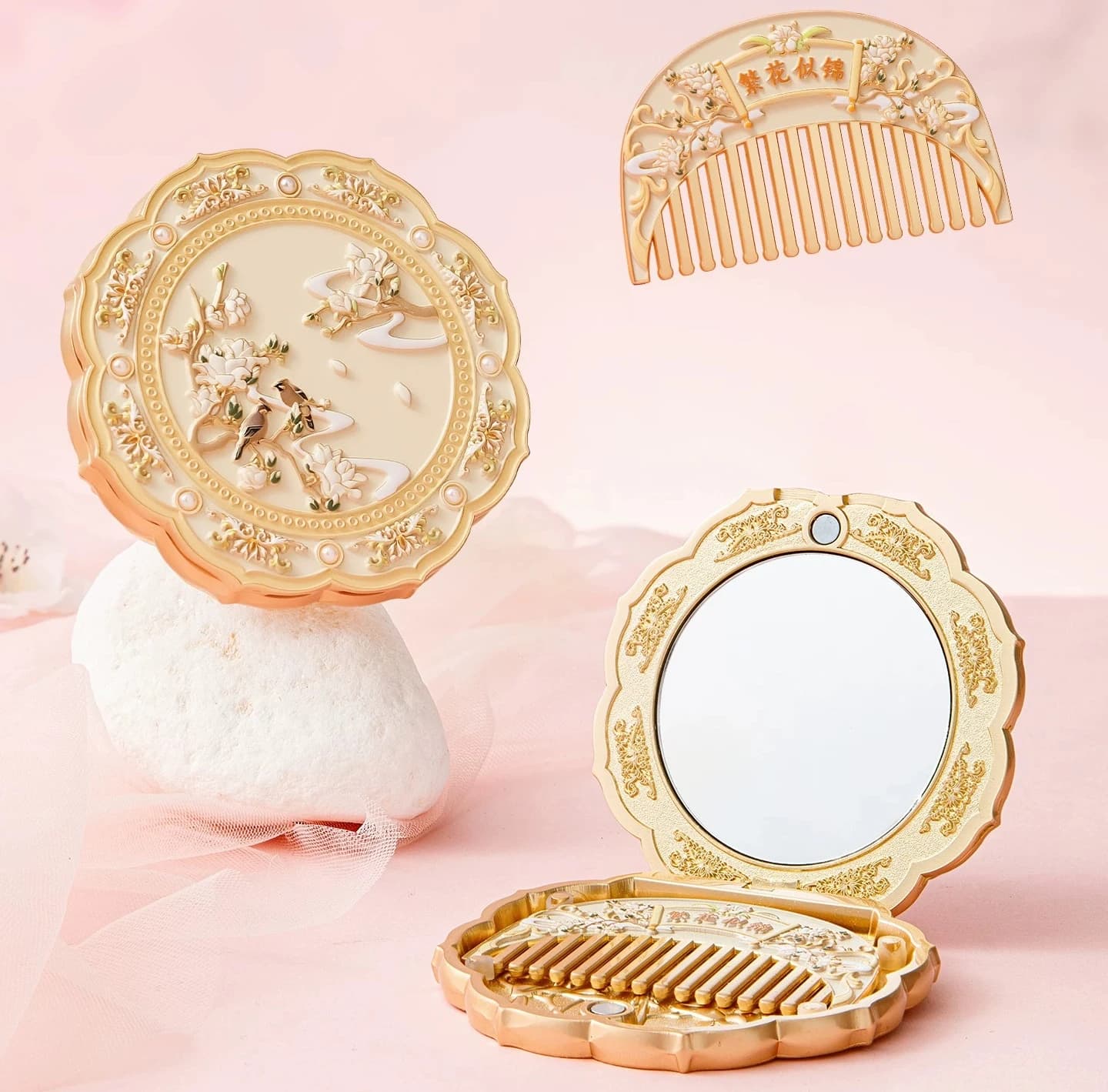 Exquisite Handheld Folding Makeup Mirror with Comb Portable Antique Cultural and Creative Flower Mirror Gift