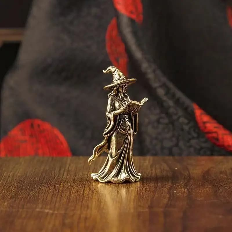 New Magic Witch Small Ornament for Desktop, Living Room, Entryway, Display Cabinet, Creative Sand Casting Craft