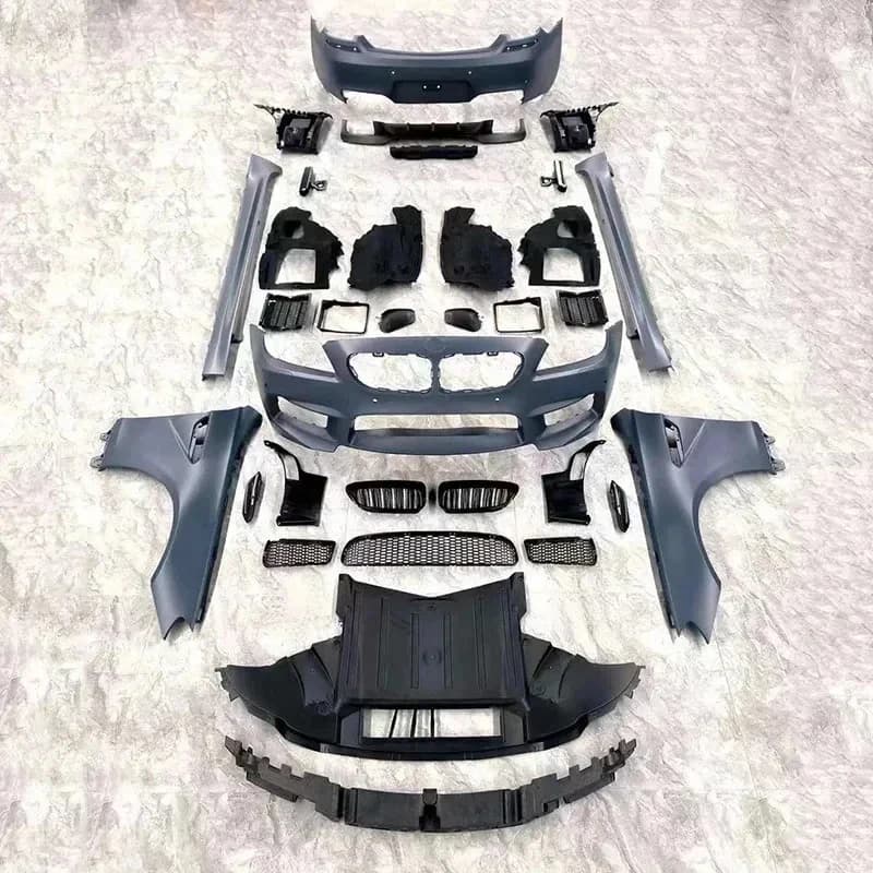 Quality Mid-Size Coupe Upgr Kit, High-Peormance Front & Rear Bumper, , Side Skirt, Diffuser And Exhaust PipHot Selling