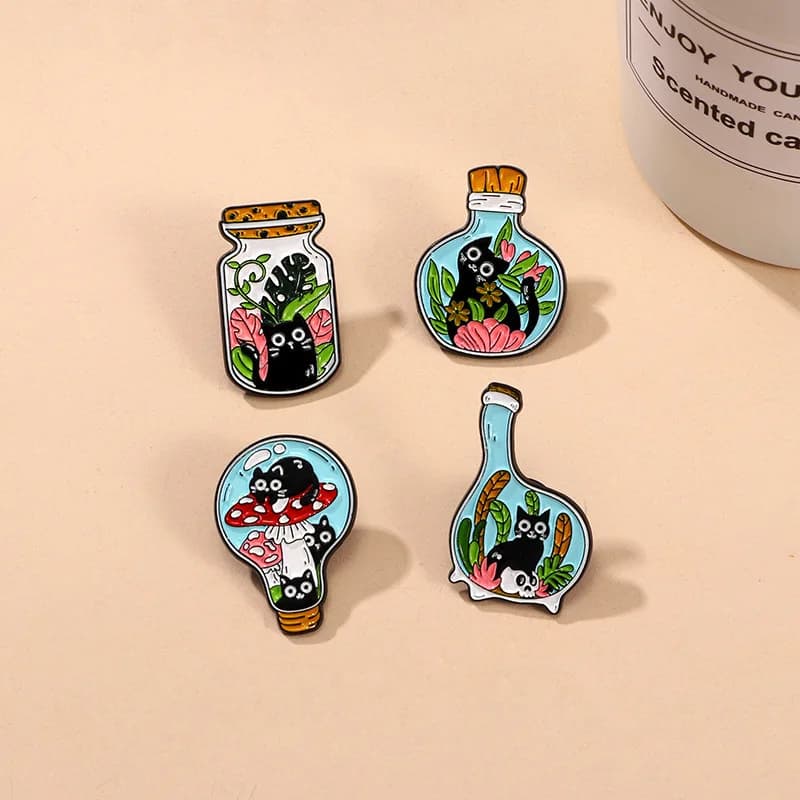 Cartoon Cat in Glass Bottle Brooch Alloy Pin Badge for DIY Clothes Bags Shoes Hat Scarf T-shirt Jeans Decoration