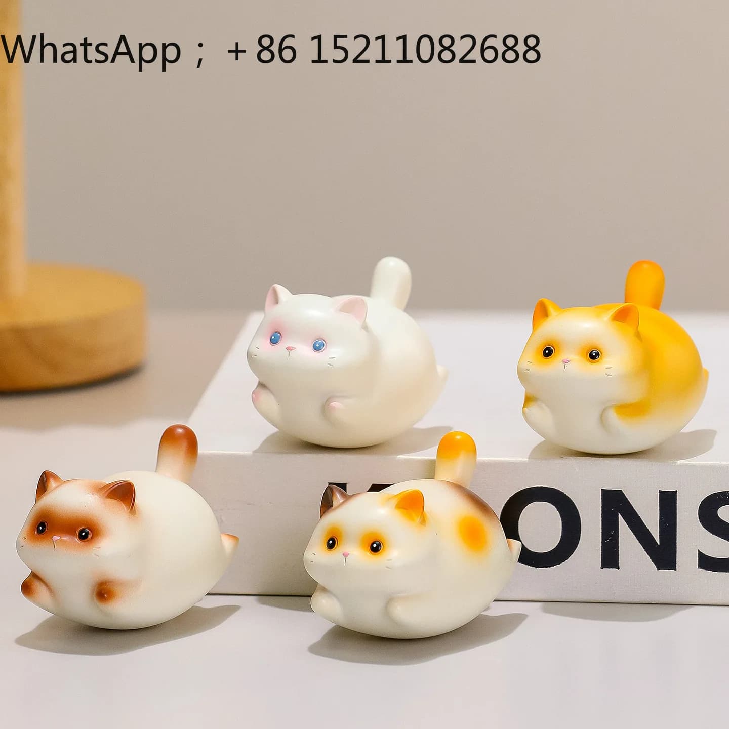 LLY Cute Fury Cat Cat Shake Music Office Workstation Desktop Unzipping Decoration Ornament Friend Gift Ornament