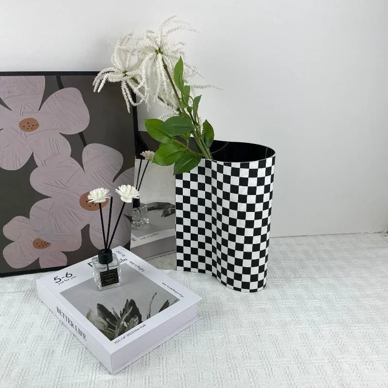 Modern simple stainless steel leather plaid flower utensil coffee table living room model room flower arrangement flower