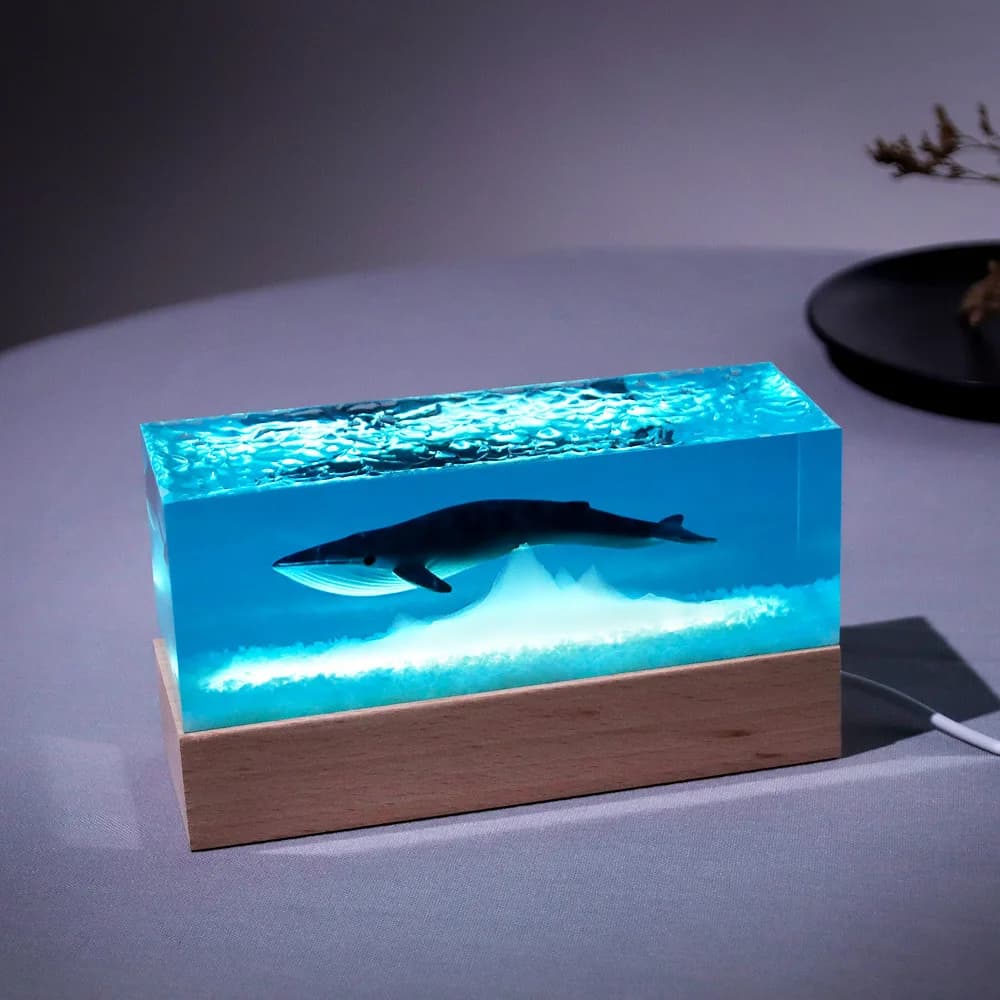Figurine Whale Crystal Desk Decor Handmade Resin Decoration Premium Niche Miniature Friend Gift Desktop Decorative Ornament