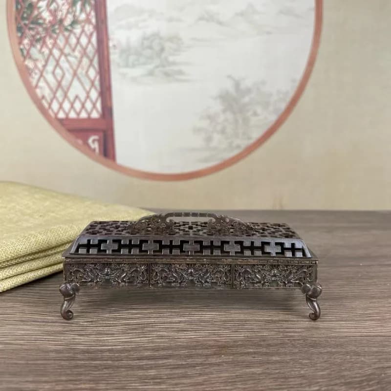 Antique-style Tibetan incense burner for home use, Buddhist interior decoration, Xuan De four-legged sandalwood hollow horizonta