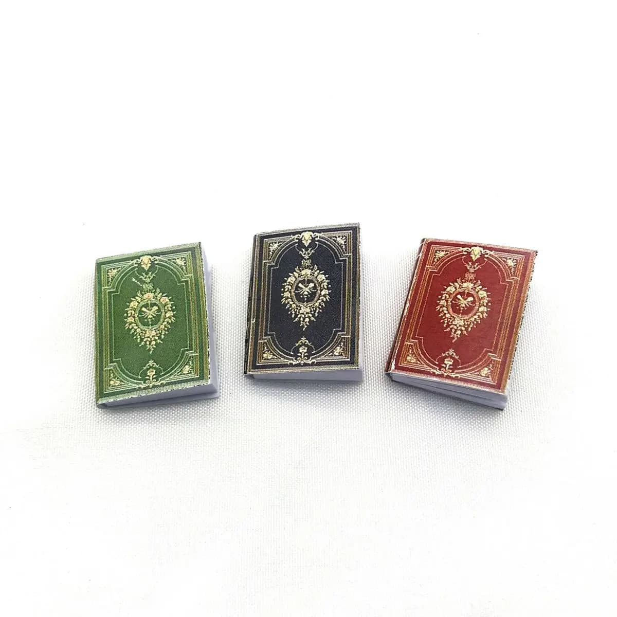 1:12 Scale Retro European Style Vintage Miniature Dollhouse Decoration Mini Books Notebook