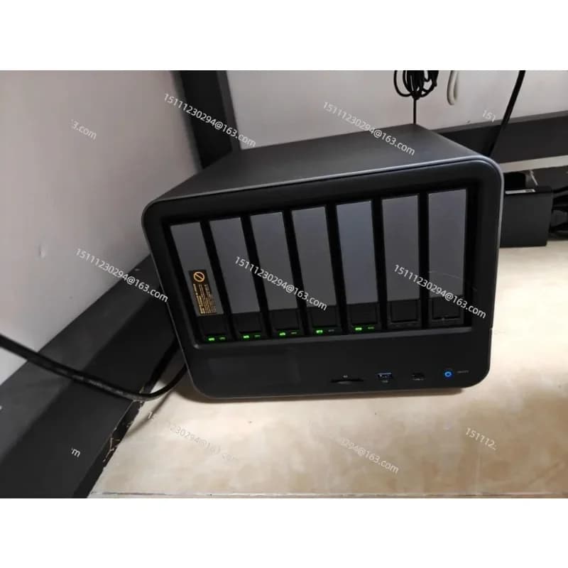 NVMe PCIE 4.0*4 6 Bays 3.5”SATA OCulink USB 4.0 Port Router OS MAX NAS MINI PC R7 Pro 8845HS Radeon 780M DDR5