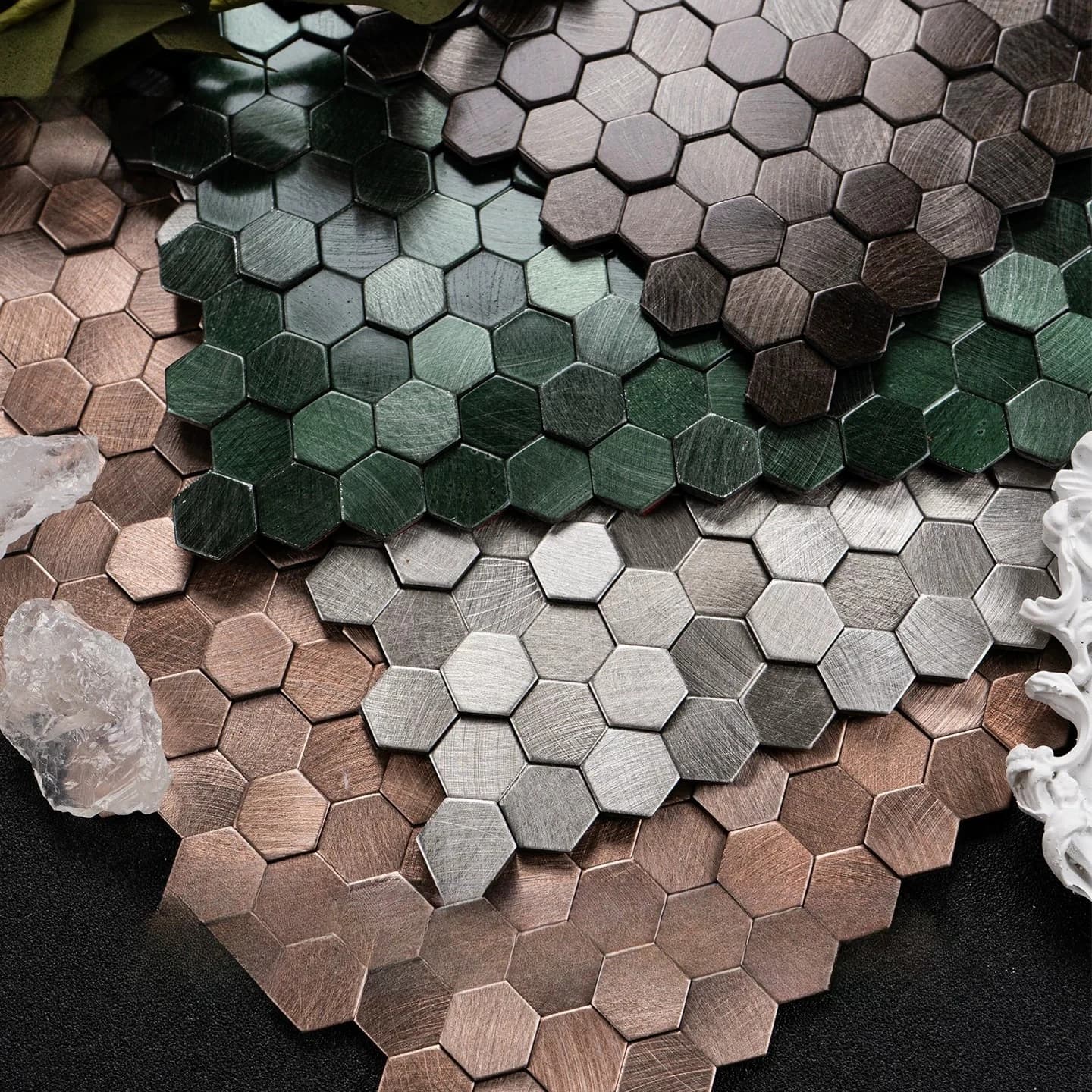 Wall tiles hexagonal metal wall stickers self-adhesive bathroom mosaic tiles green living room kitchen bathroom wall background