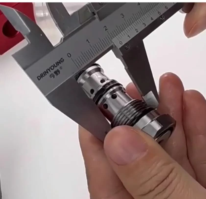 Insert Hydraulic Control Check Valve Excavator Hydraulic Quick Connection Accessories YDF10-00