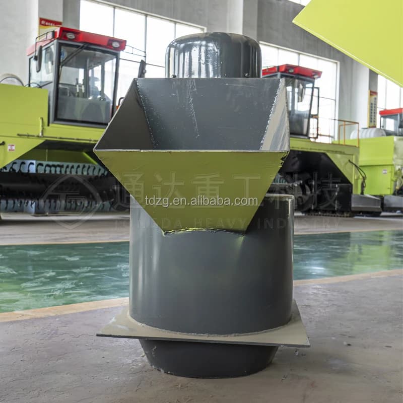 Vertical Chain Mill Crusher for Breaking Caked , Compost, and Agricultural Waste in Processing Plants