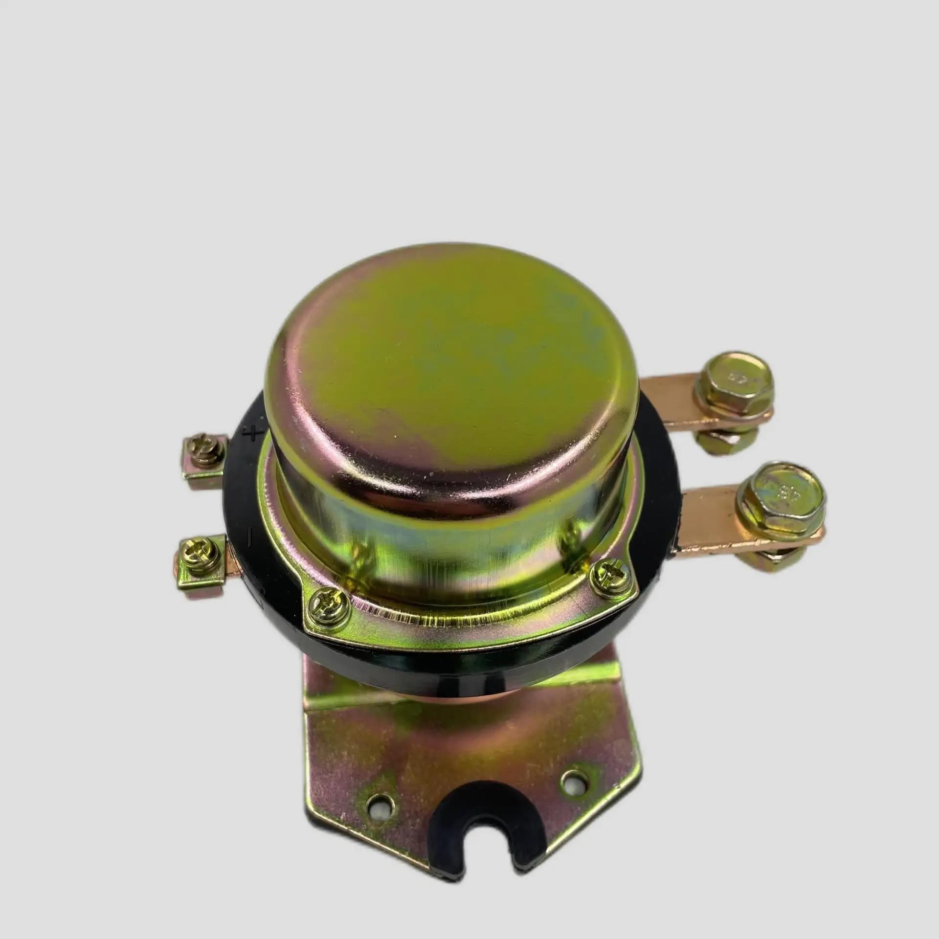 Accessories FactoryElectromagnetic Power Switch 200A 100A-DK138/238 for Preventing Battery Leakage in Truck Batteries